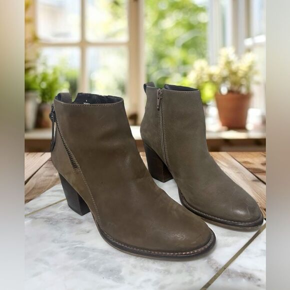 🔥 Blondo Nivada Waterproof Leather Zippered Ankle Booties Size 9 - Picture 3 of 16